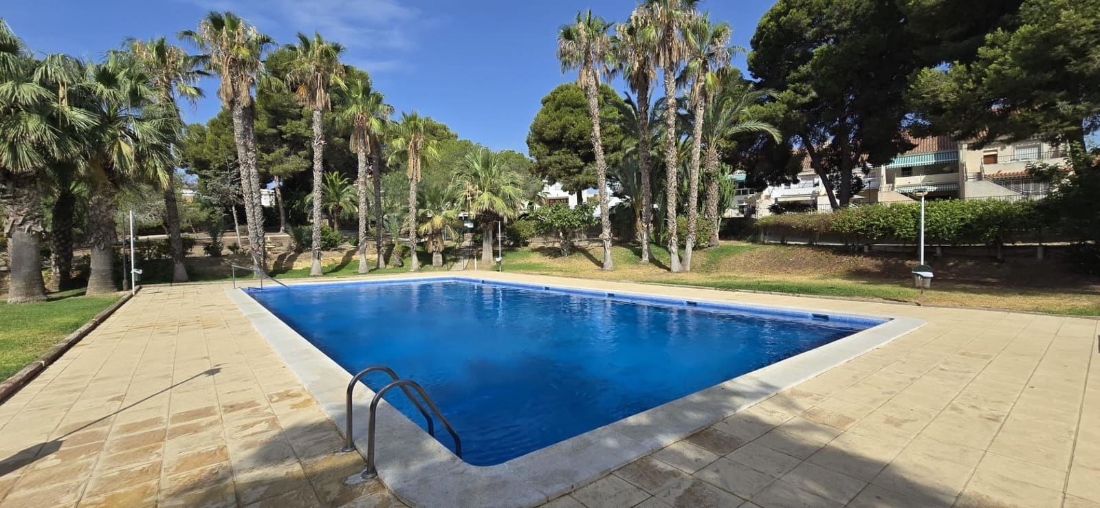 4 slaapkamer Appartement te koop in Alamillo met zwembad garage - € 250.000 (Ref: 9962629)