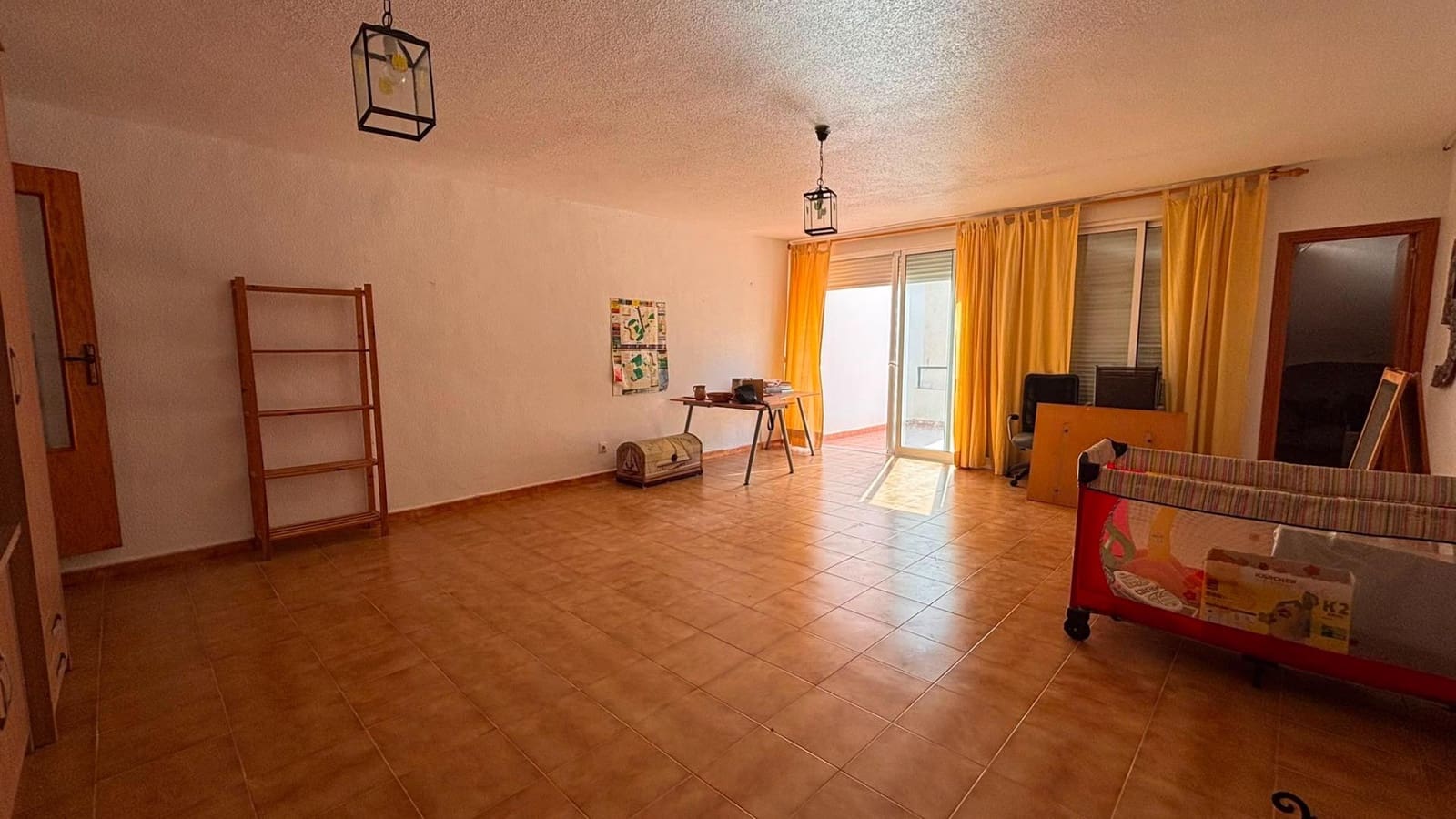 4 slaapkamer Appartement te koop in Alamillo met zwembad garage - € 250.000 (Ref: 9962629)