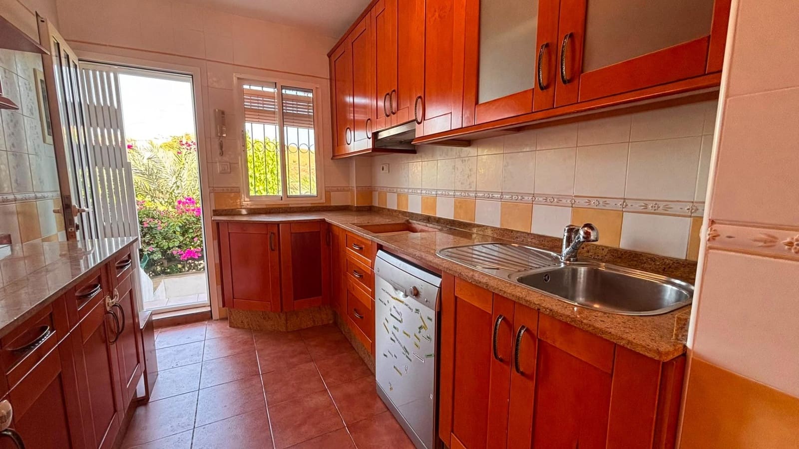 4 slaapkamer Appartement te koop in Alamillo met zwembad garage - € 250.000 (Ref: 9962629)