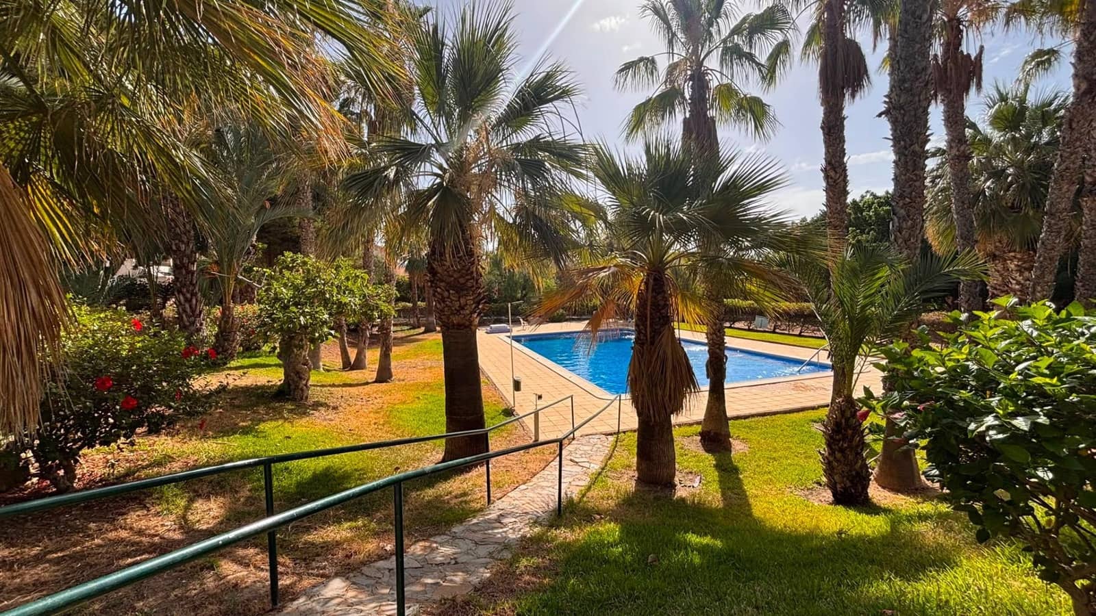 4 slaapkamer Appartement te koop in Alamillo met zwembad garage - € 250.000 (Ref: 9962629)