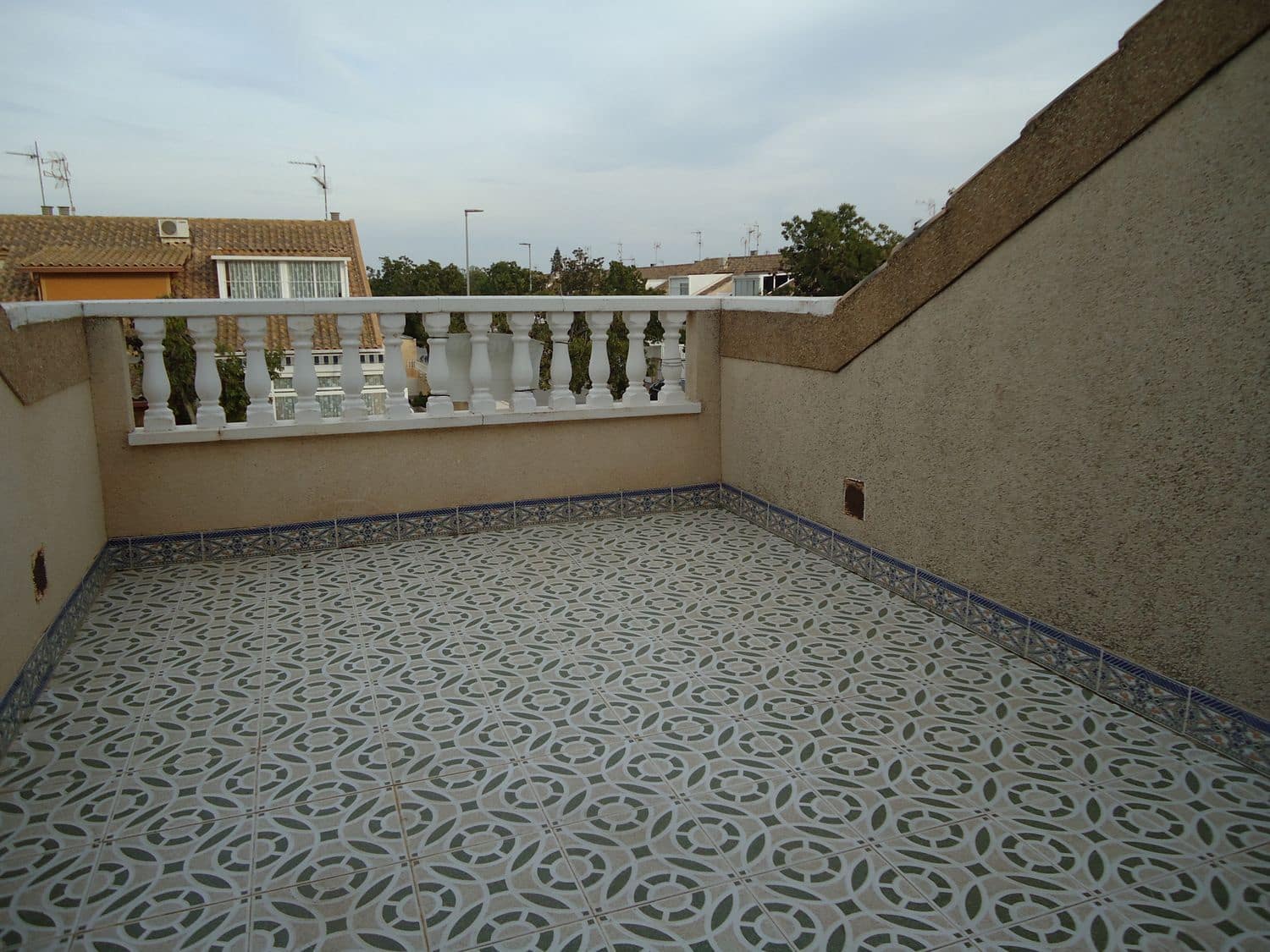 3 quarto Casa em Banda para venda em Los Alcazares com garagem - 165 000 € (Ref: 9420687)