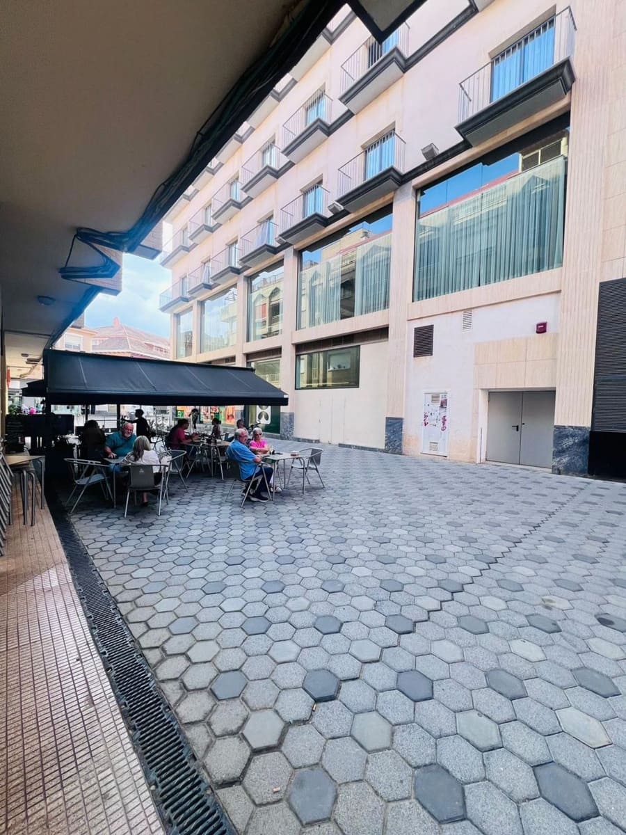 Apartamento de 3 habitaciones en Los Alcázares en venta con garaje - 189.000 € (Ref: 9420692)