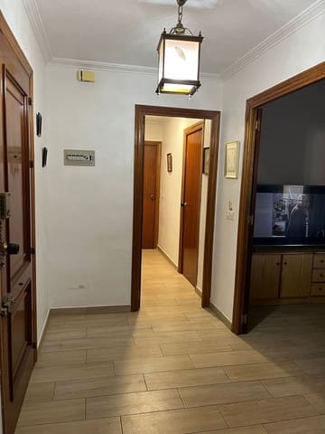 2 makuuhuone Huoneisto myytävänä paikassa Centro, Los Alcázares mukana 
autotalli - 125 000 € (Ref: 9420694)