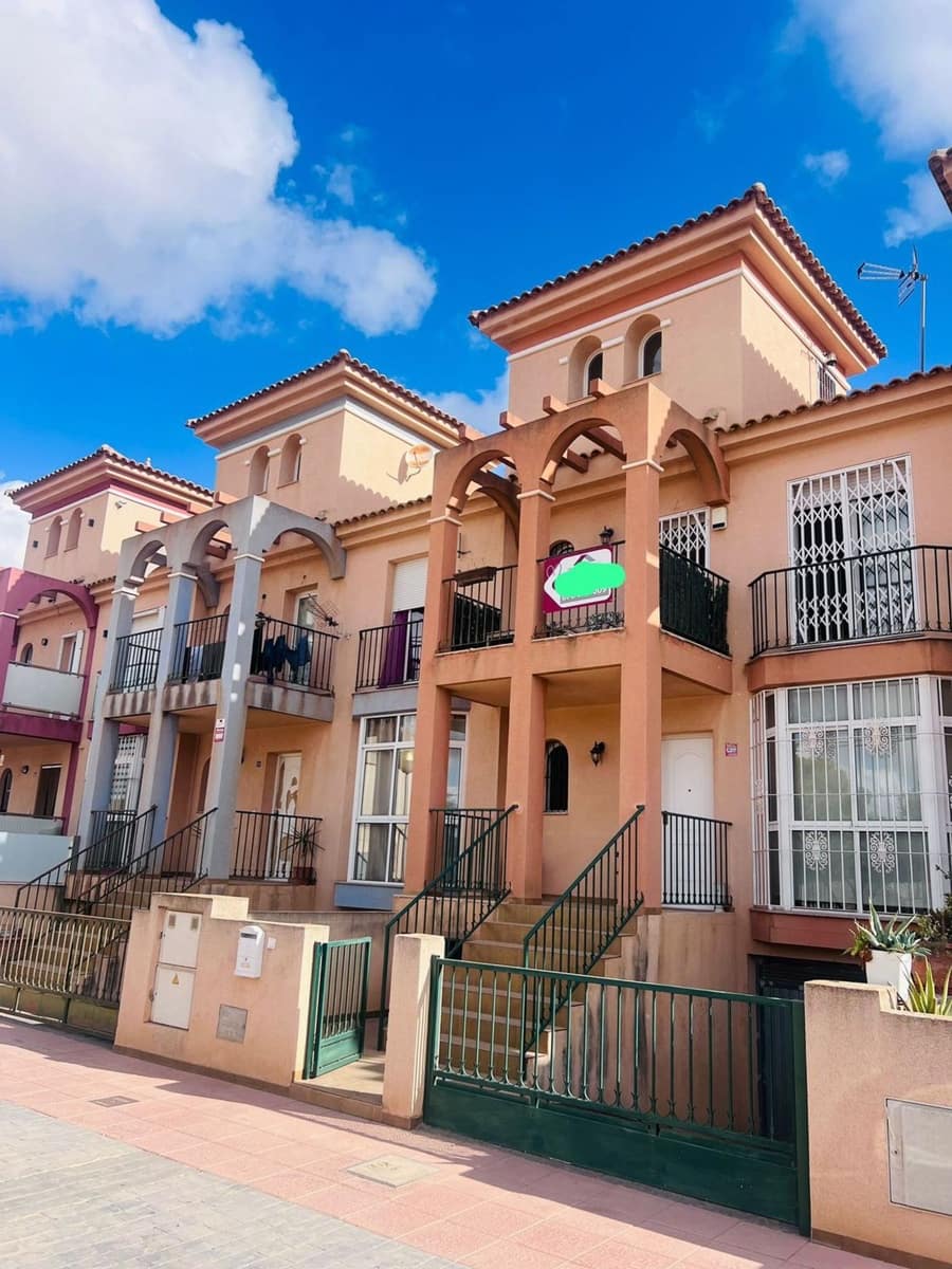 4 bedroom Townhouse for sale in Torre-Pacheco with garage - € 170,000 (Ref: 9420695)