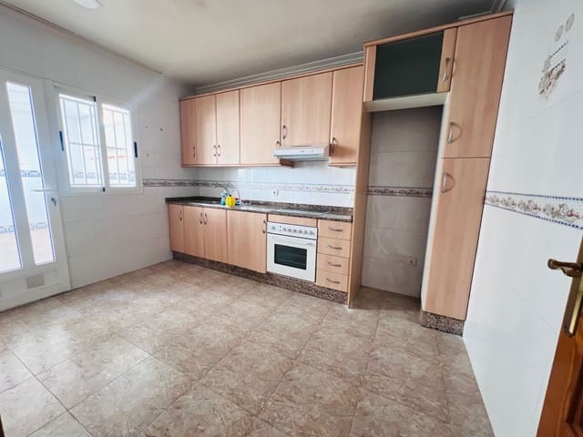 4 quarto Casa em Banda para venda em Centro, Los Alcázares com garagem - 195 000 € (Ref: 9420696)