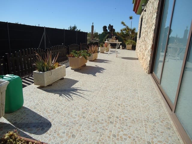 3 makuuhuone Huvila myytävänä paikassa Roda, San Javier mukana uima-altaan 
autotalli - 950 000 € (Ref: 9420697)