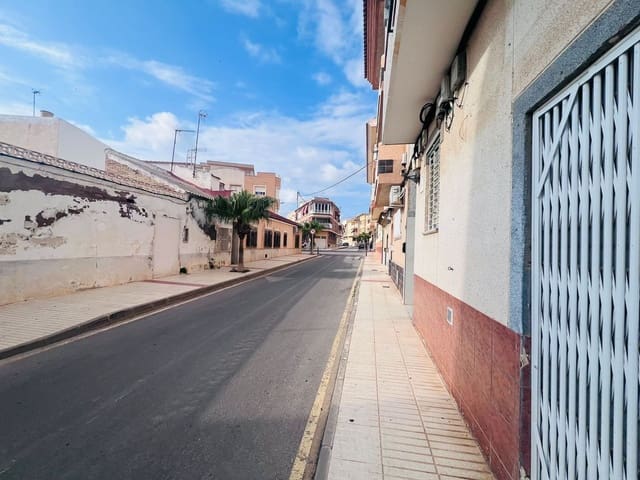 Commercial for sale in Centro, Los Alcázares - € 115,000 (Ref: 9420699)