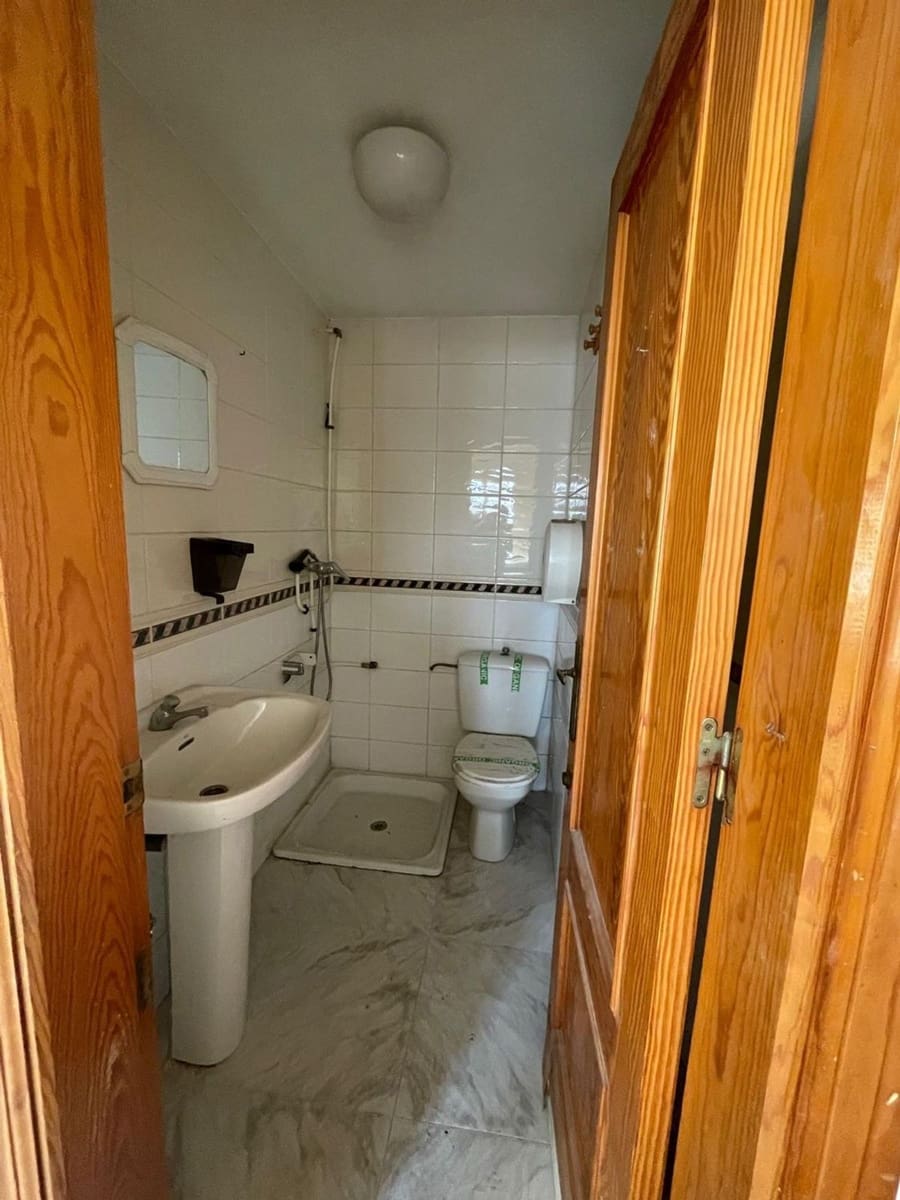 Komercyjne na sprzedaż w Los Alcazares - 115 000 € (Ref: 9420699)