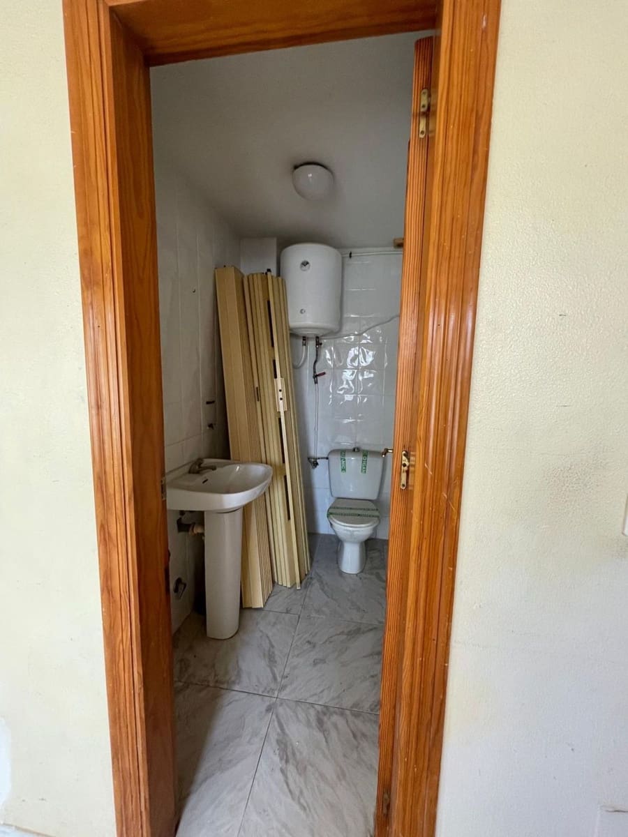 Komercyjne na sprzedaż w Los Alcazares - 115 000 € (Ref: 9420699)