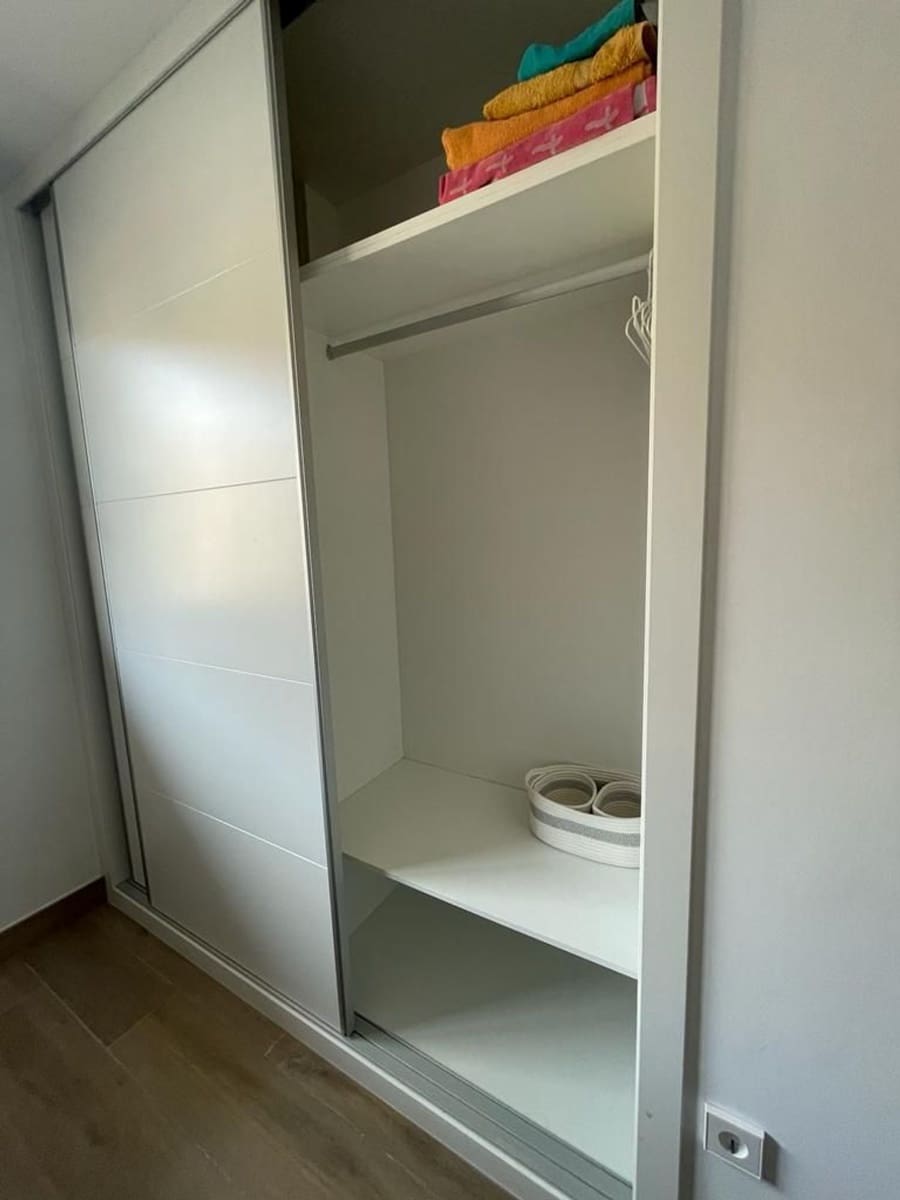 3 makuuhuone Huoneisto myytävänä paikassa Los Alcazares mukana uima-altaan 
autotalli - 220 000 € (Ref: 9420701)