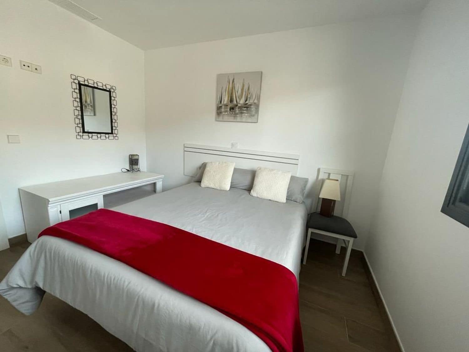 3 makuuhuone Huoneisto myytävänä paikassa Los Alcazares mukana uima-altaan 
autotalli - 220 000 € (Ref: 9420701)