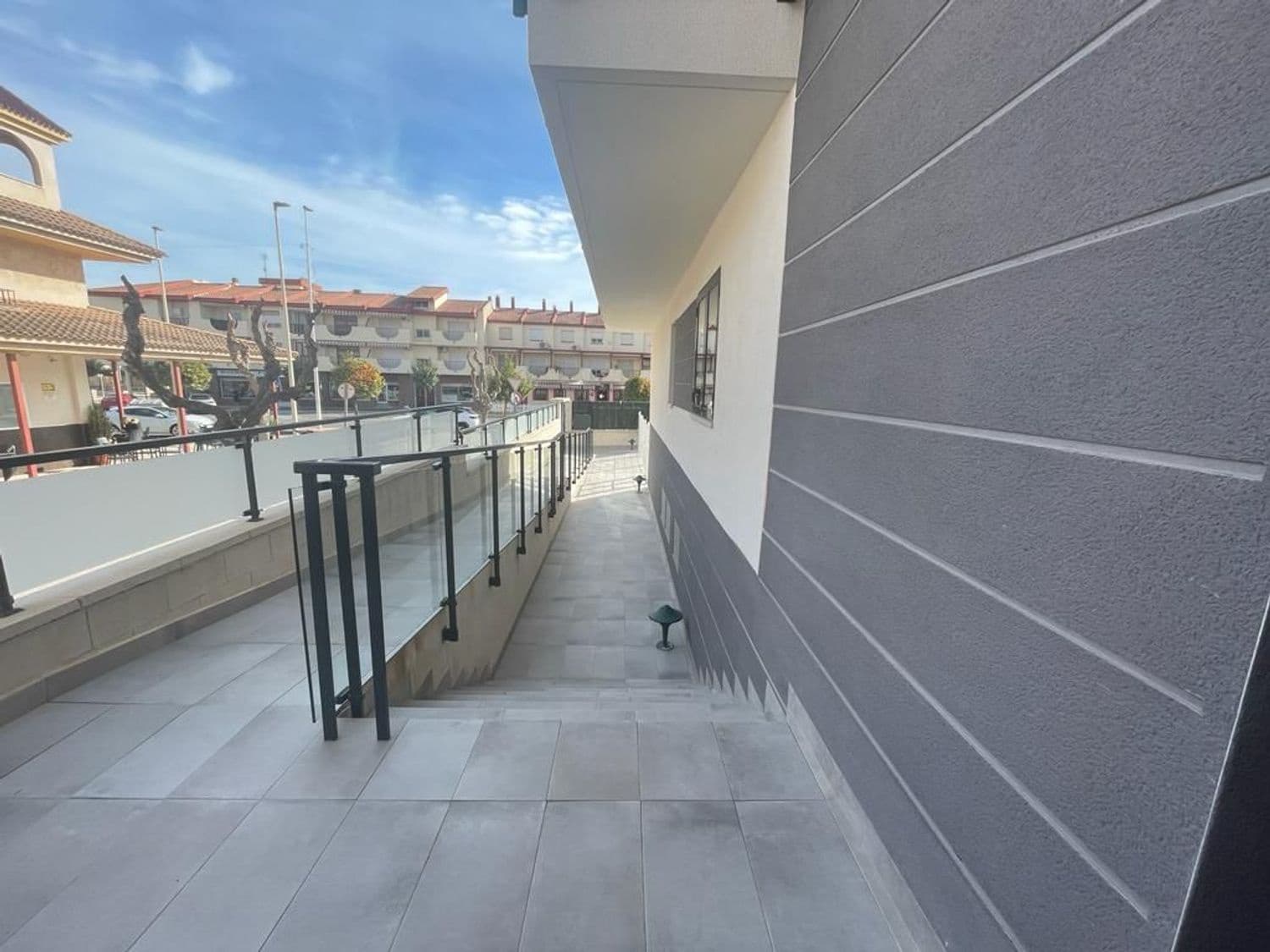 3 makuuhuone Huoneisto myytävänä paikassa Los Alcazares mukana uima-altaan 
autotalli - 220 000 € (Ref: 9420701)