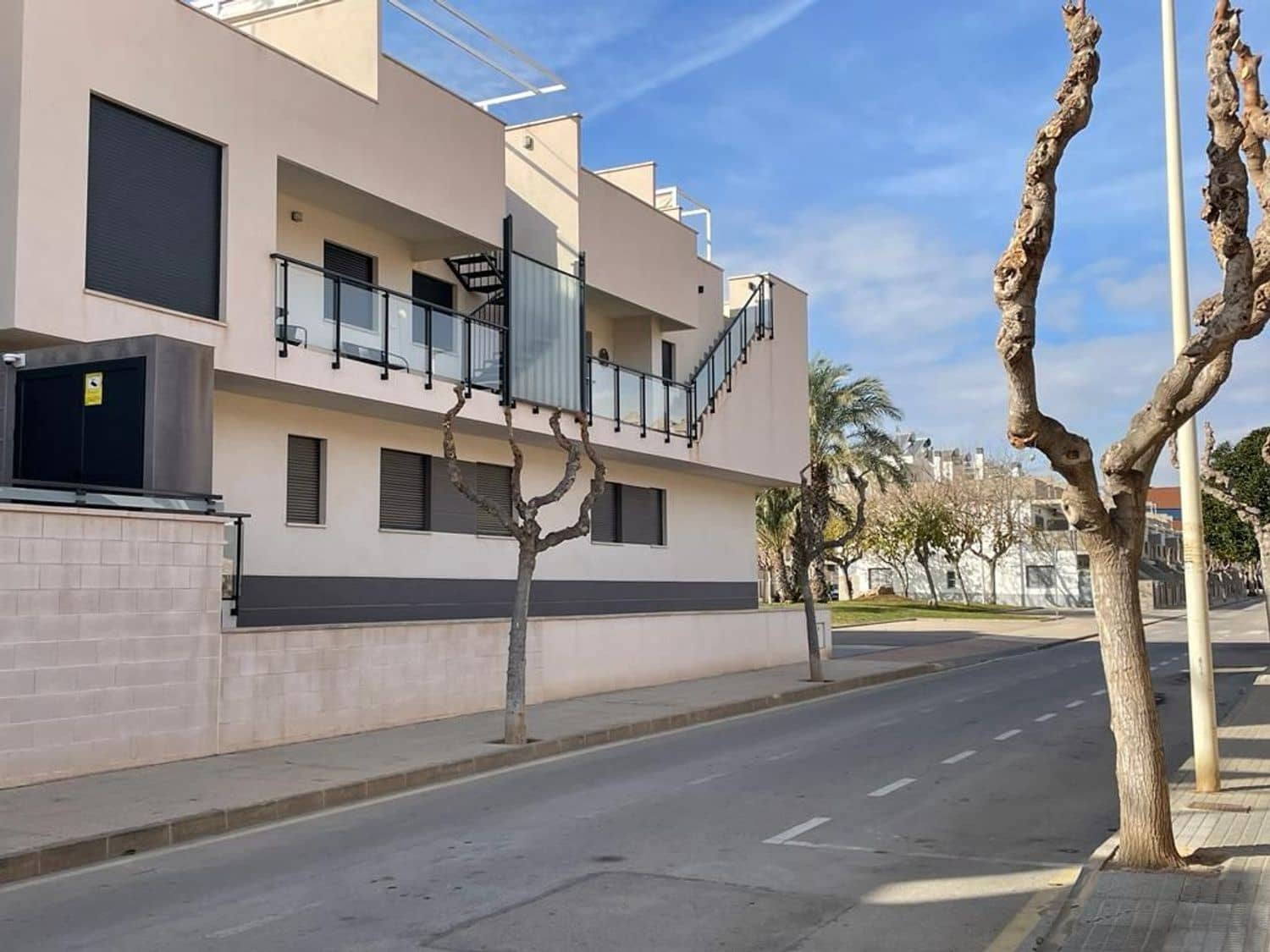 3 makuuhuone Huoneisto myytävänä paikassa Los Alcazares mukana uima-altaan 
autotalli - 220 000 € (Ref: 9420701)