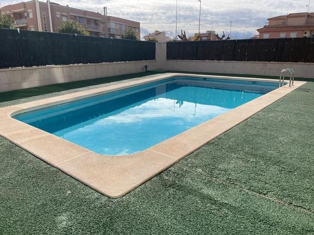 3 makuuhuone Huoneisto myytävänä paikassa Los Narejos - Punta Calera, Los Alcázares mukana uima-altaan 
autotalli - 220 000 € (Ref: 9420701)