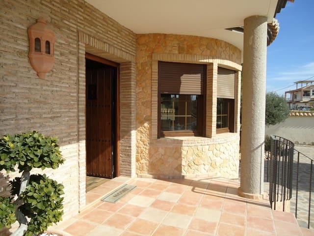 4 sypialnia Willa na sprzedaż w Las Lomas de Rame - Bahía Bella, Los Alcázares z basenem garażem - 890 000 € (Ref: 9494253)