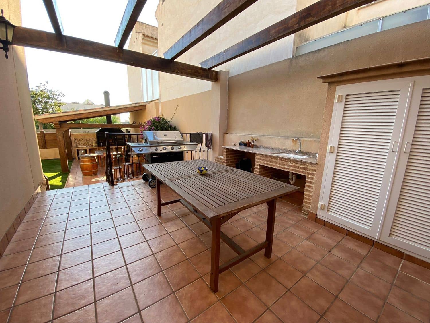 3 bedroom Villa for sale in Los Alcazares with pool garage - € 850,000 (Ref: 9496688)