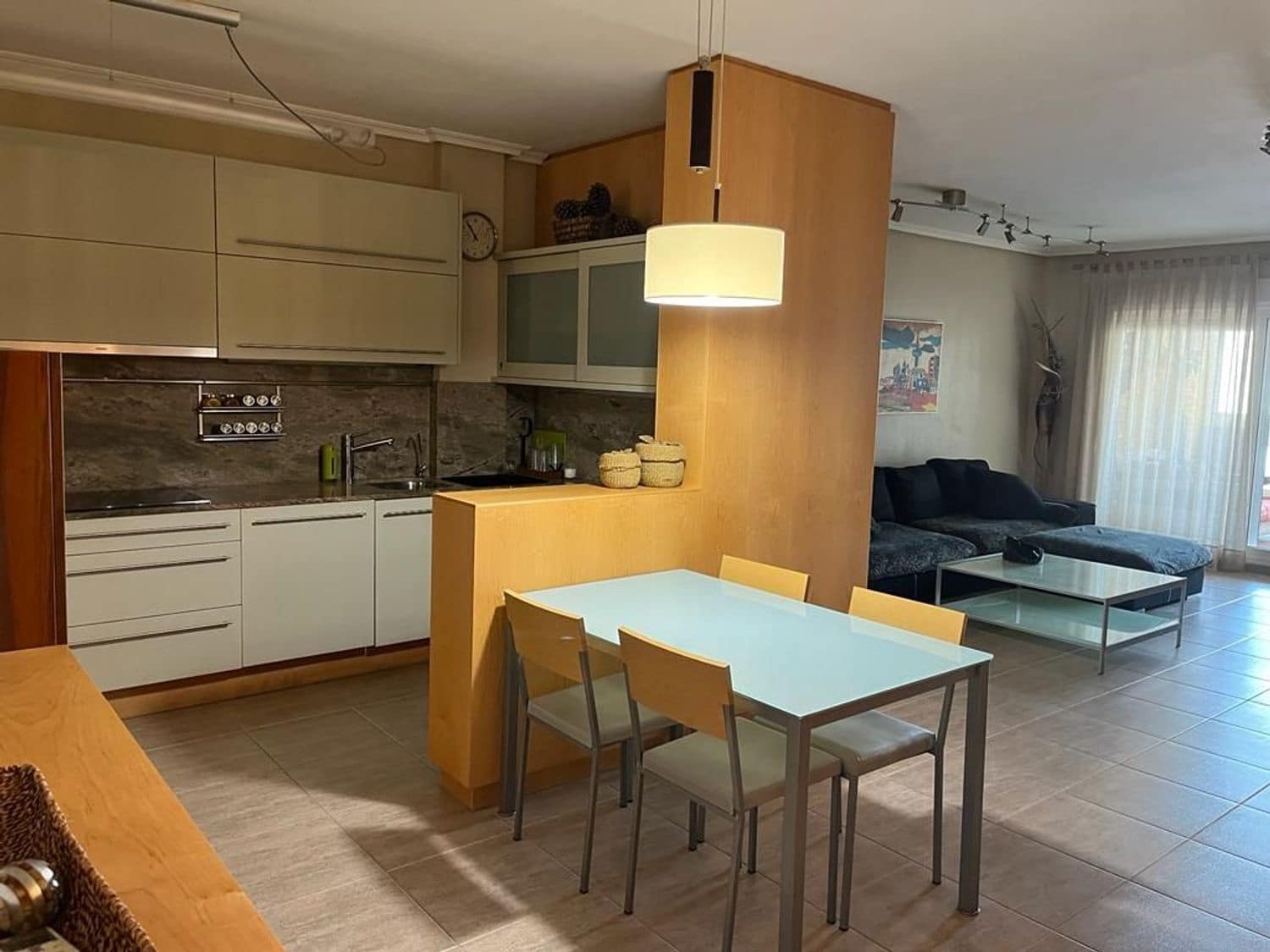 Apartamento de 3 habitaciones en Los Alcázares en alquiler con garaje - 850 € (Ref: 9536630)