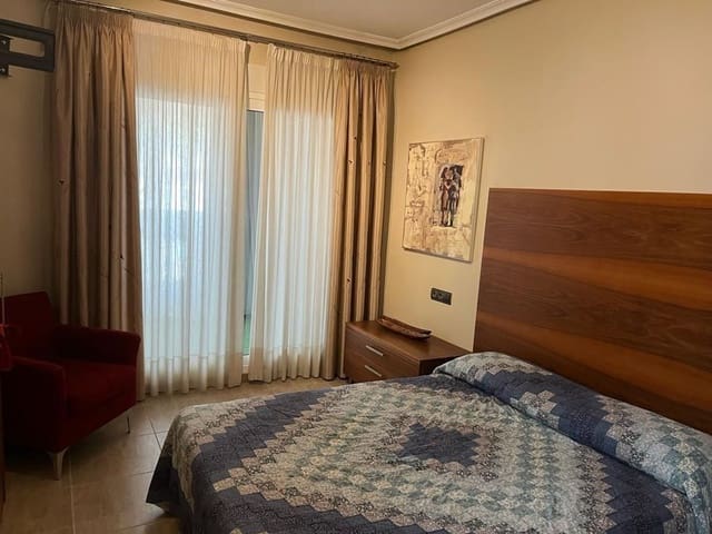 Apartamento de 3 habitaciones en Centro, Los Alcázares en alquiler con garaje - 850 € (Ref: 9536630)