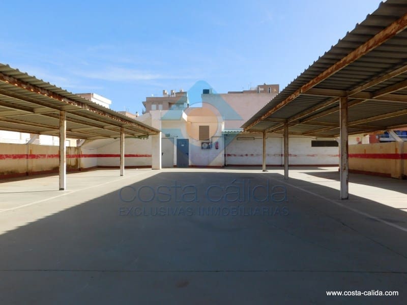 Garage for sale in Puerto de Mazarron - € 9,500 (Ref: 8475210)