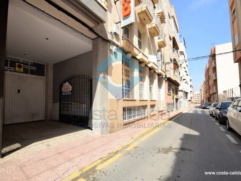 Garage te koop in Puerto de Mazarron - € 45.000 (Ref: 8475219)