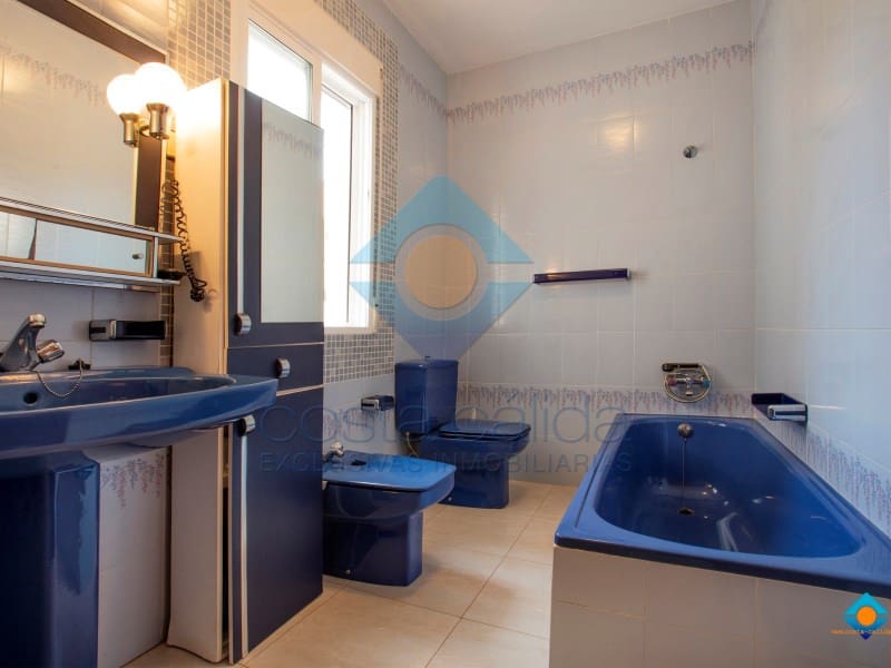 5 bedroom Villa for sale in Bolnuevo with garage - € 395,000 (Ref: 8475223)