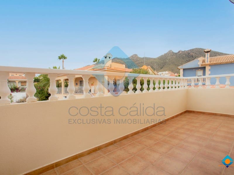 5 bedroom Villa for sale in Bolnuevo with garage - € 395,000 (Ref: 8475223)