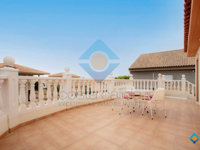 5 bedroom Villa for sale in Bolnuevo with garage - € 395,000 (Ref: 8475223)