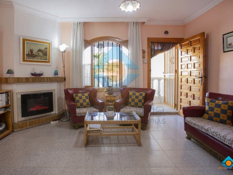 3 bedroom Townhouse for sale in Puerto de Mazarron with garage - € 175,000 (Ref: 9377930)