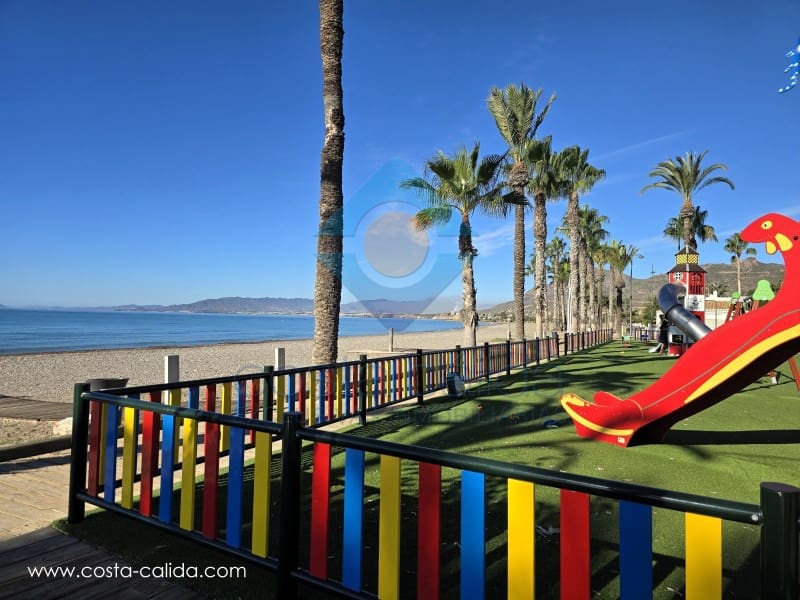 3 bedroom Townhouse for sale in Puerto de Mazarron with garage - € 175,000 (Ref: 9377930)