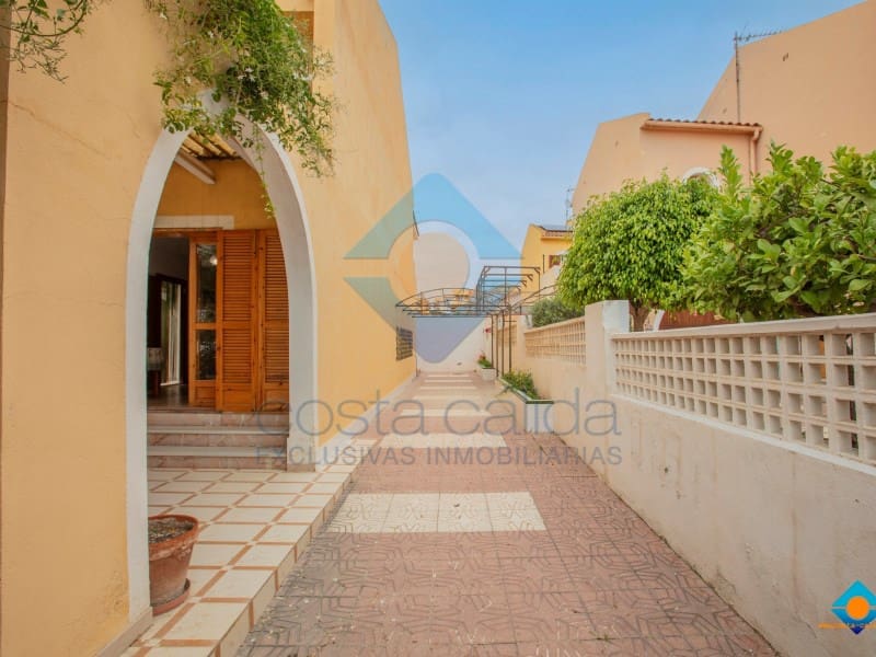 3 makuuhuone Huvila myytävänä paikassa Puerto de Mazarron mukana 
autotalli - 189 900 € (Ref: 9446892)