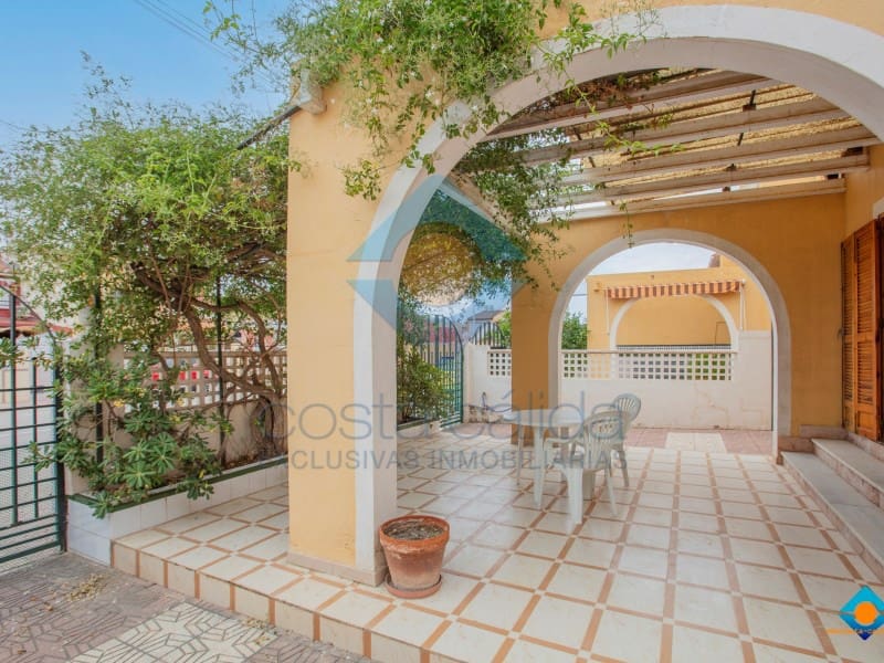 3 makuuhuone Huvila myytävänä paikassa Puerto de Mazarron mukana 
autotalli - 189 900 € (Ref: 9446892)