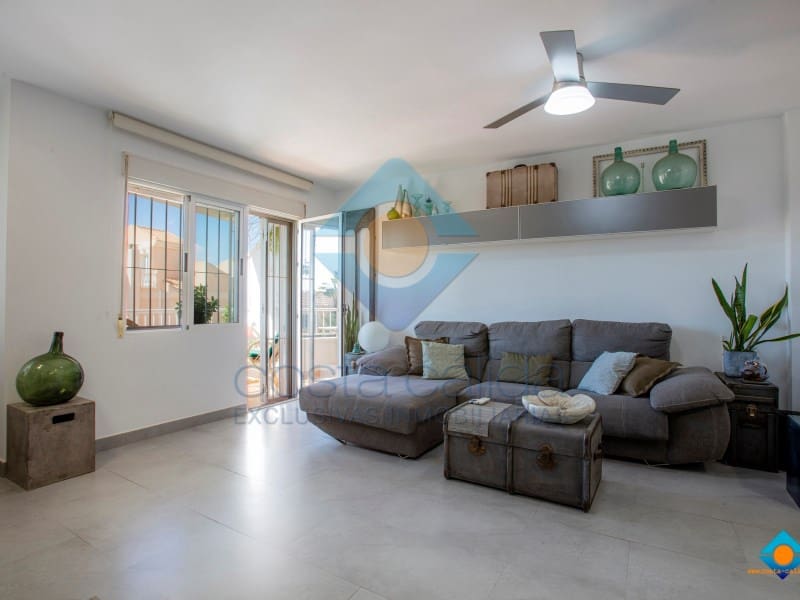 2 slaapkamer Flat te koop in Puerto de Mazarron - € 134.900 (Ref: 9815746)