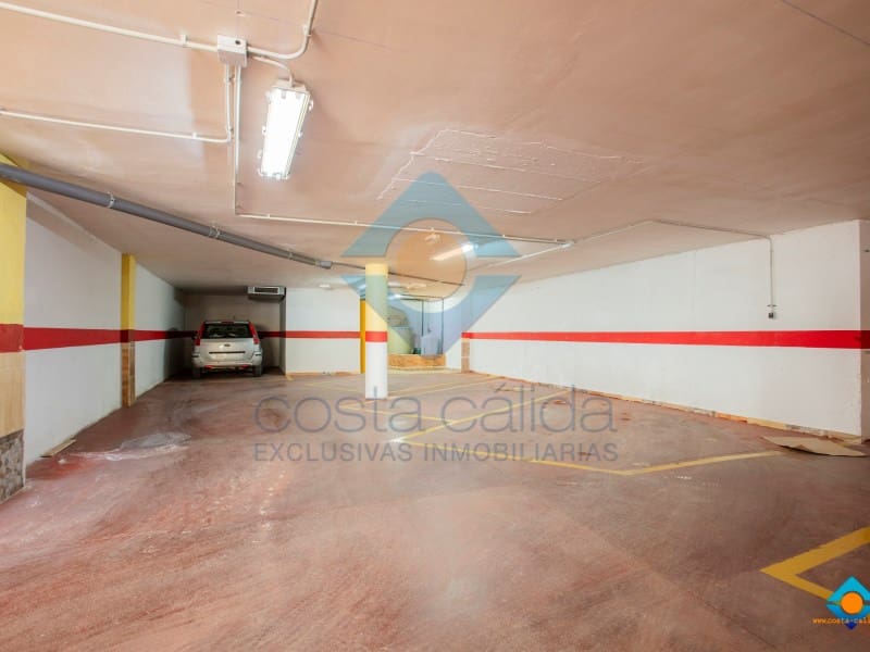 1 slaapkamer Flat te koop in Puerto de Mazarron met garage - € 124.900 (Ref: 9871659)