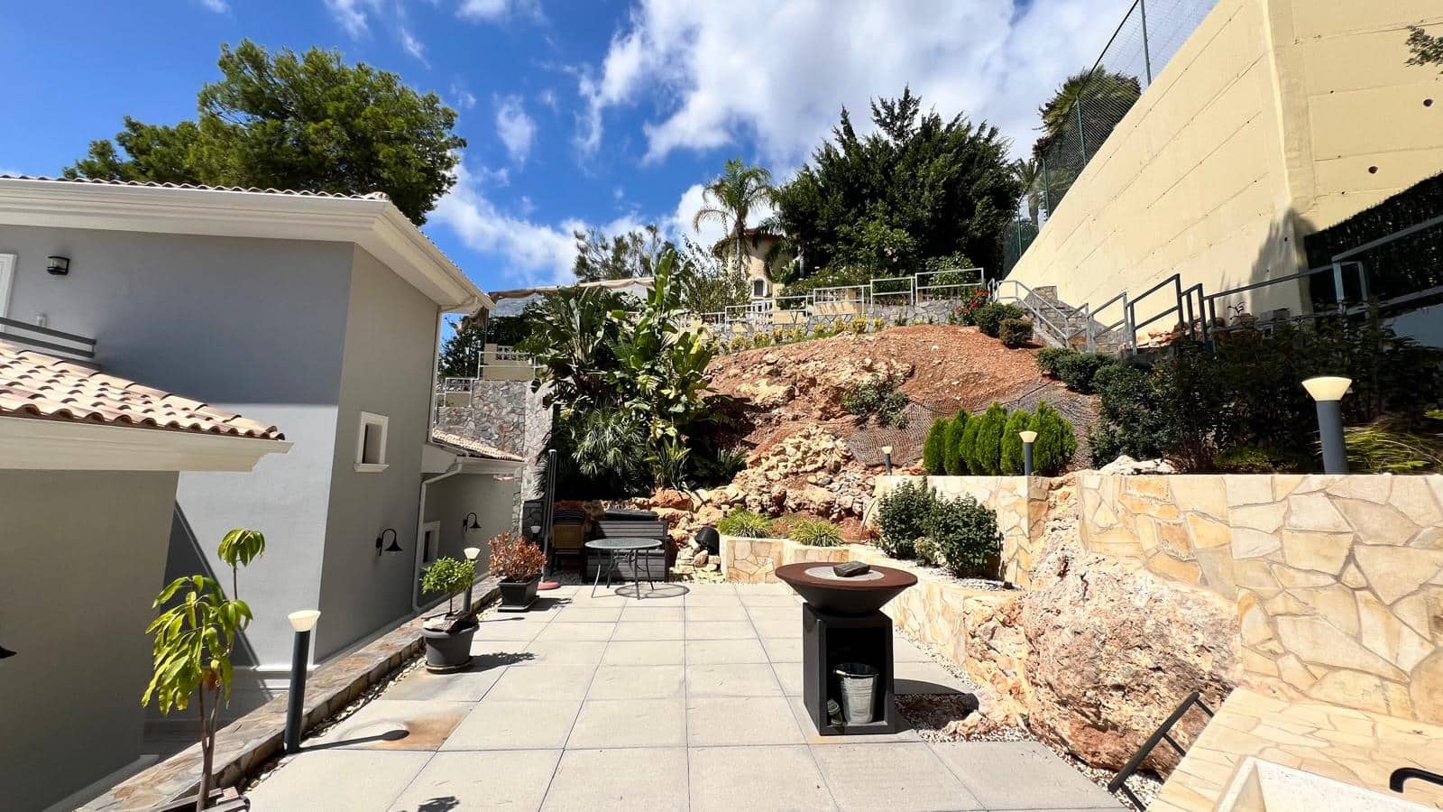 Chalet de 4 habitaciones en Altea en venta - 1.995.000 € (Ref: 8560464)