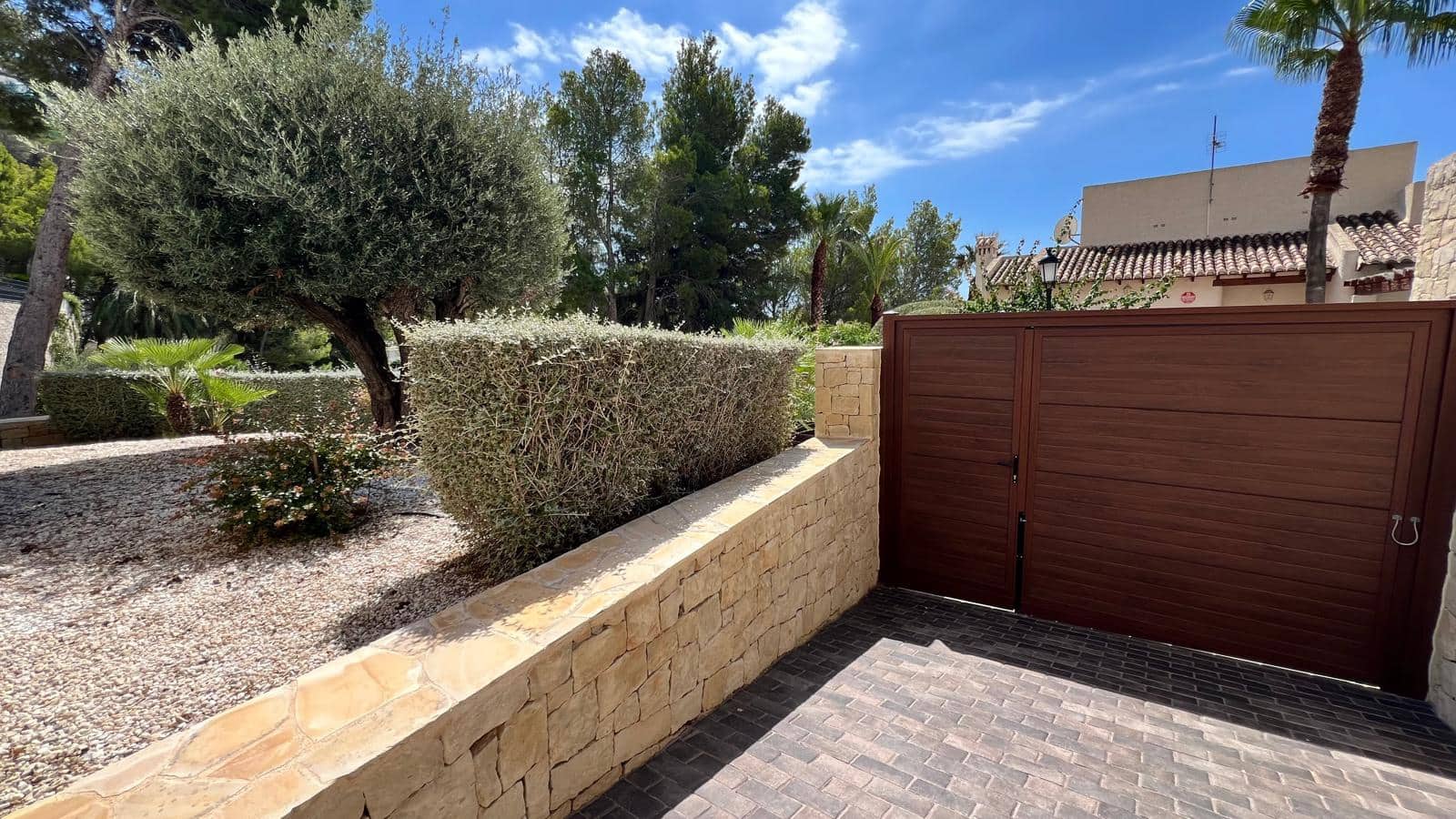 Chalet de 4 habitaciones en Altea en venta - 1.995.000 € (Ref: 8560464)