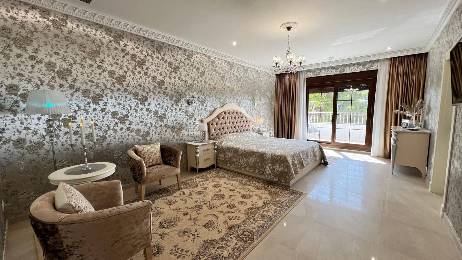 Chalet de 4 habitaciones en Altea en venta - 1.995.000 € (Ref: 8560464)