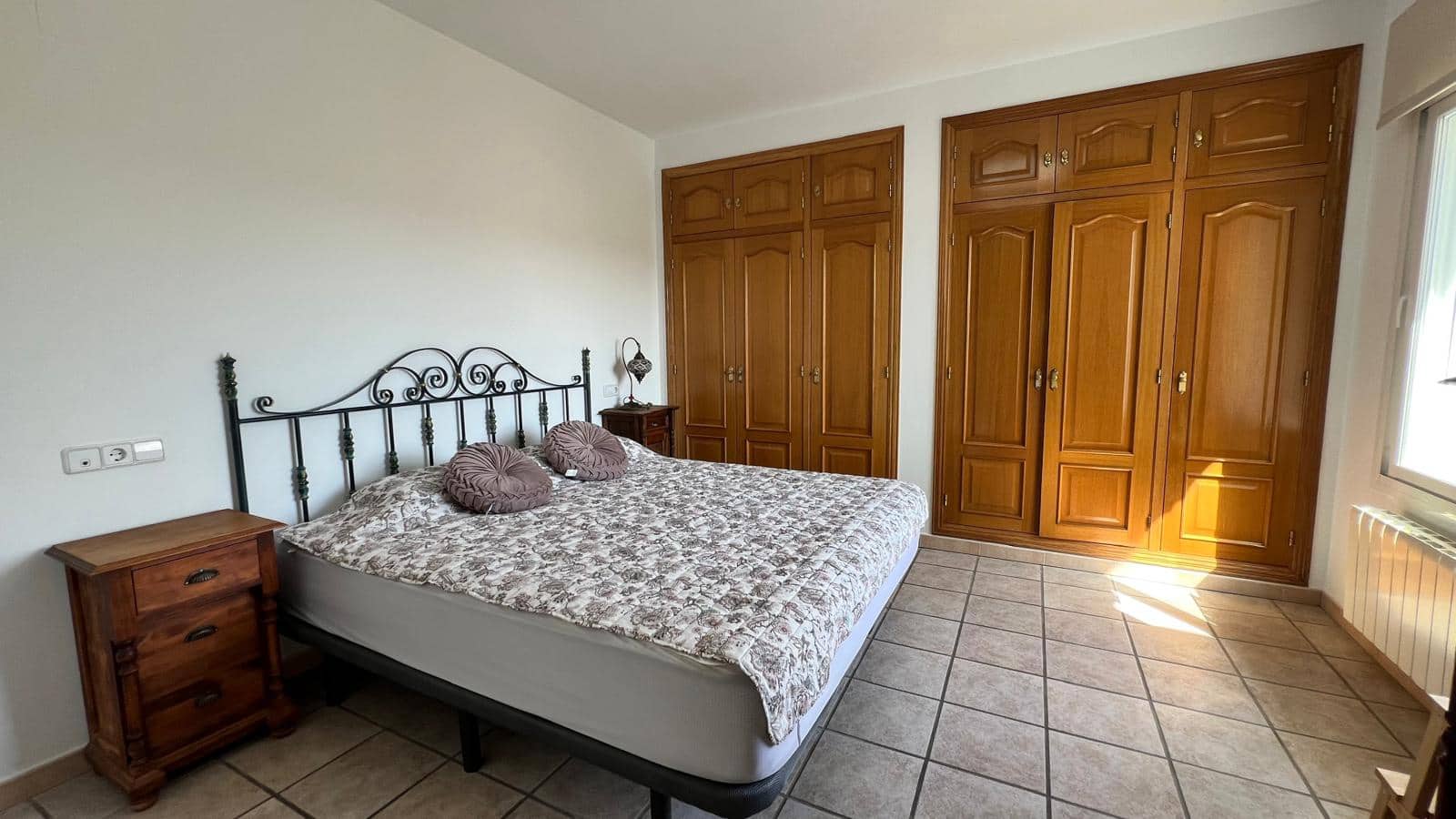 7 bedroom Villa for sale in Calpe / Calp - € 1,200,000 (Ref: 8674945)