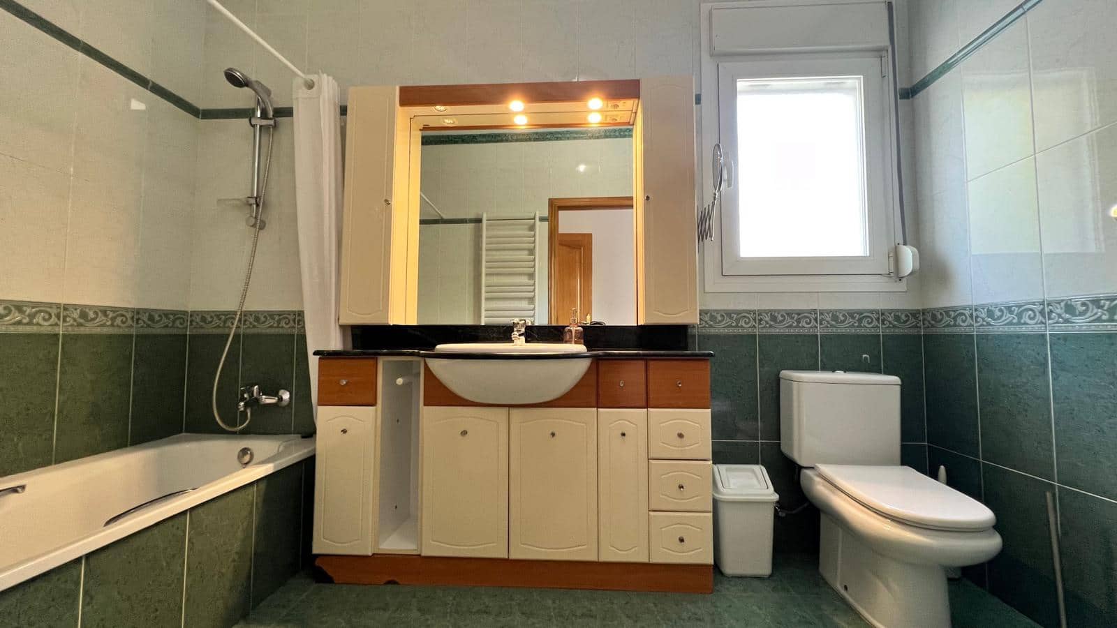 7 bedroom Villa for sale in Calpe / Calp - € 1,200,000 (Ref: 8674945)