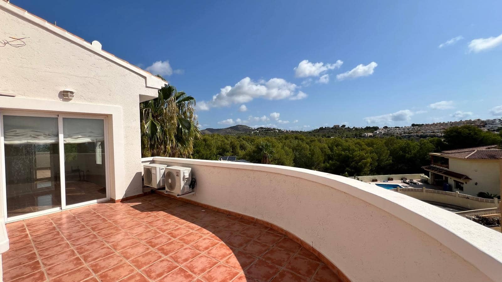 7 bedroom Villa for sale in Calpe / Calp - € 1,200,000 (Ref: 8674945)