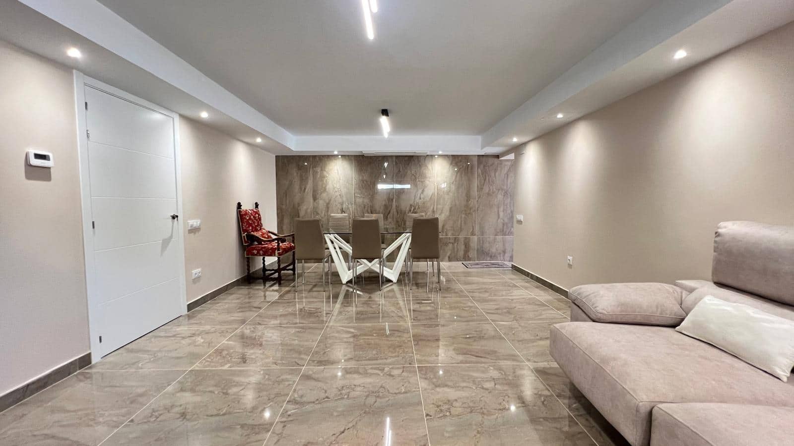 7 bedroom Villa for sale in Calpe / Calp - € 1,200,000 (Ref: 8674945)