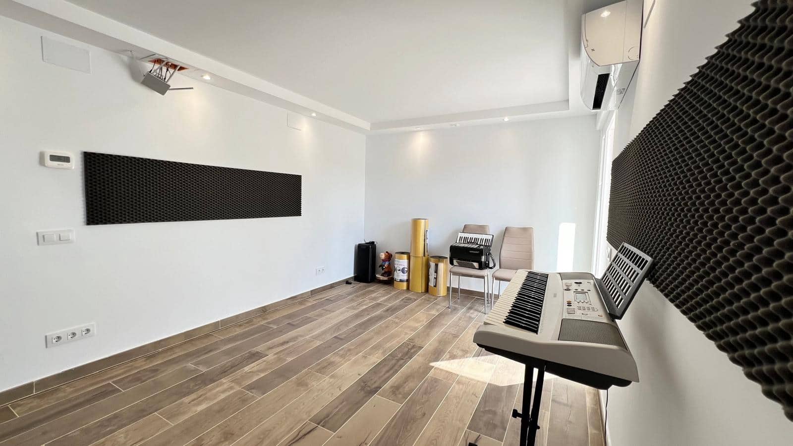 7 bedroom Villa for sale in Calpe / Calp - € 1,200,000 (Ref: 8674945)