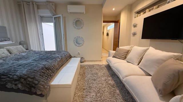 2 bedroom Apartment for sale in Altea - € 325,000 (Ref: 8977143)