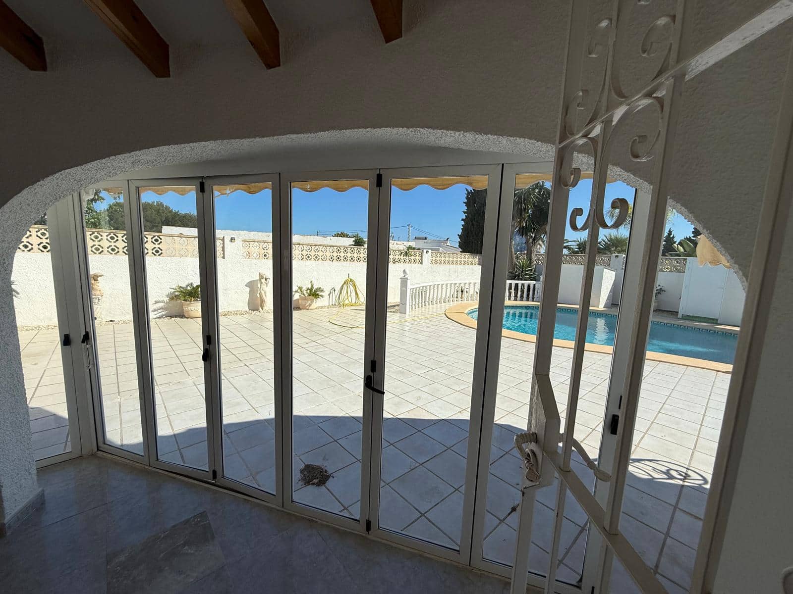 4 makuuhuone Huvila myytävänä paikassa Calpe / Calp - 550 000 € (Ref: 8981463)