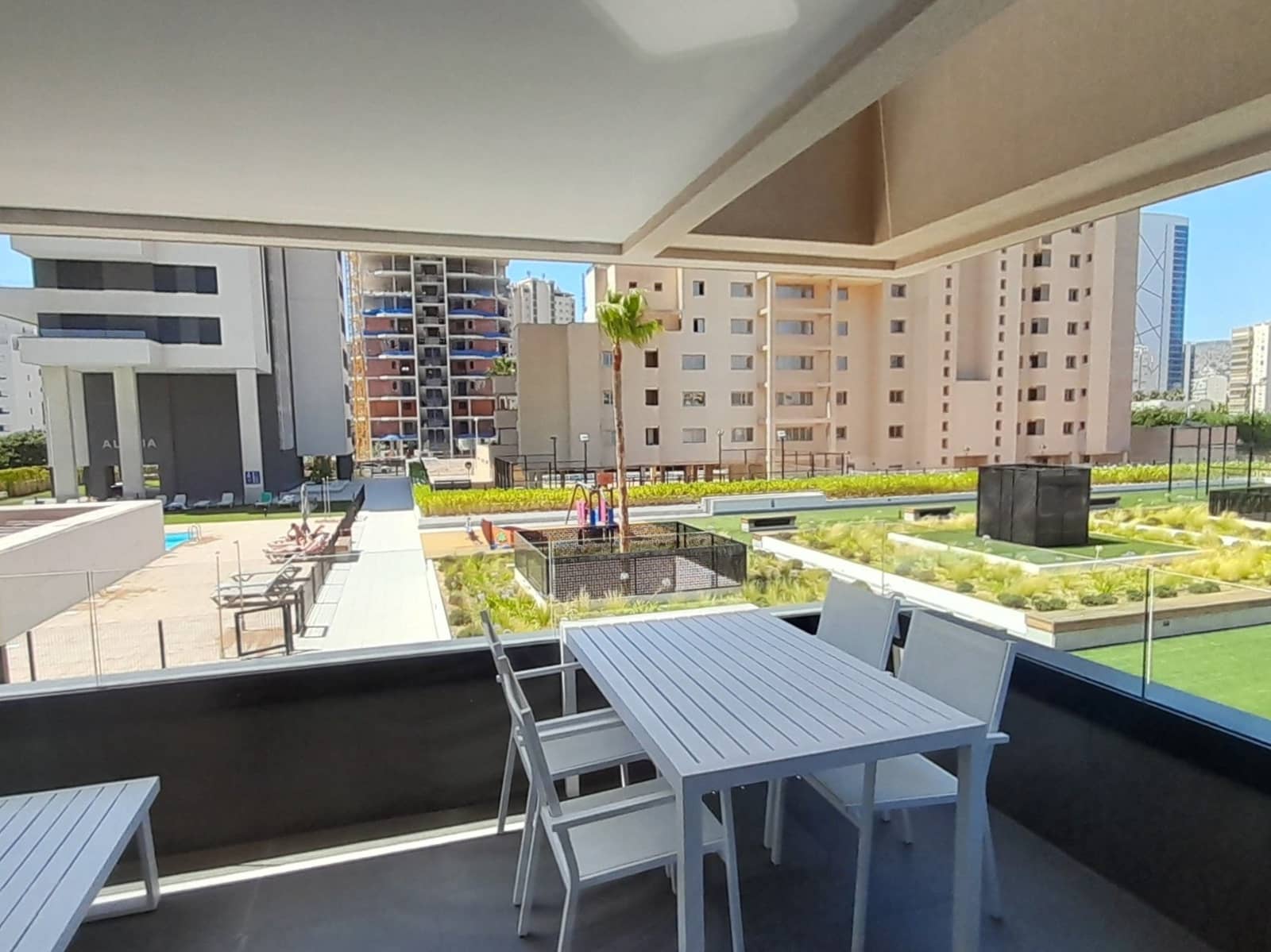 2 bedroom Apartment for sale in Calpe / Calp - € 425,000 (Ref: 9237730)