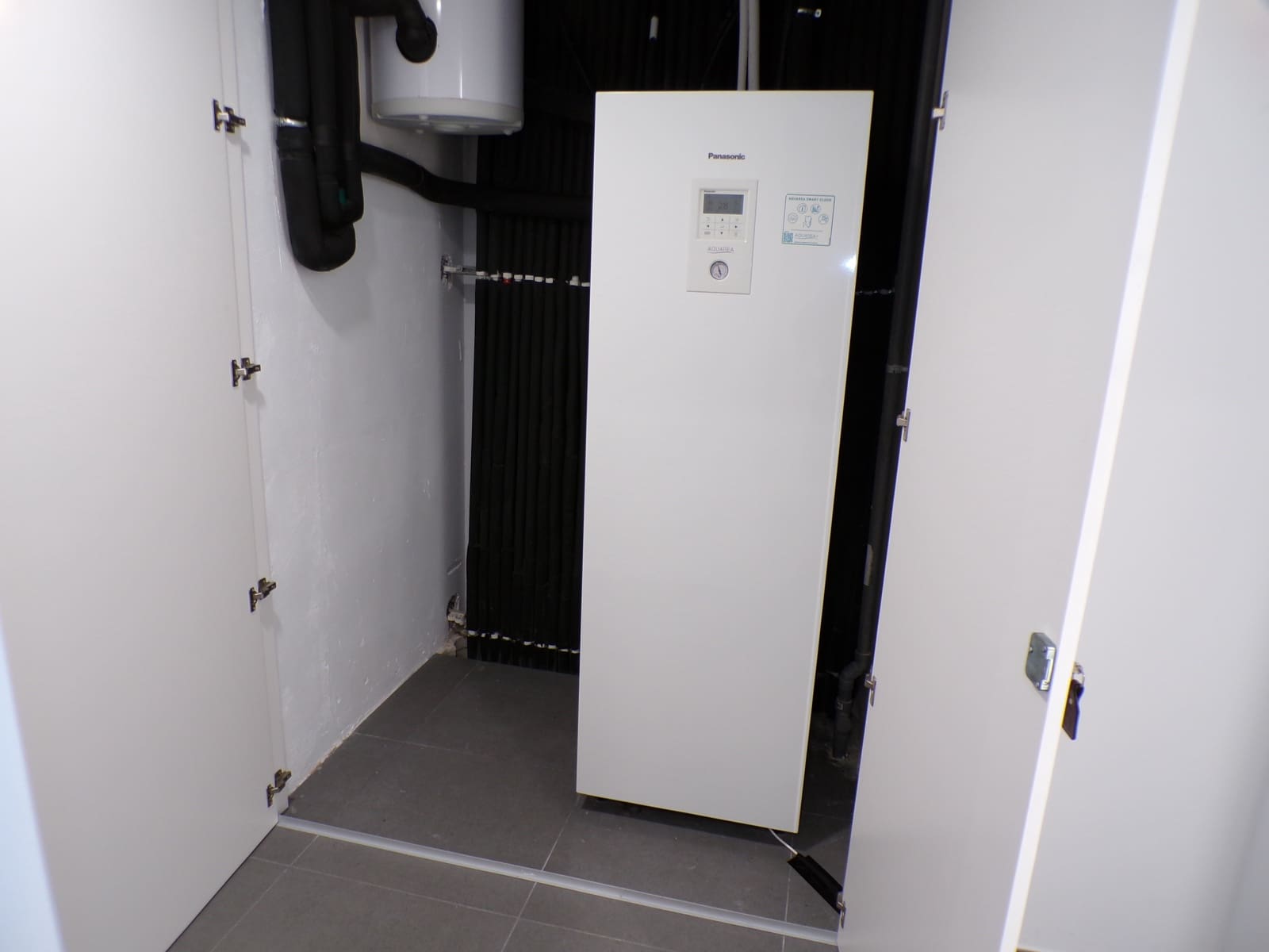 2 bedroom Apartment for sale in Calpe / Calp - € 425,000 (Ref: 9237730)