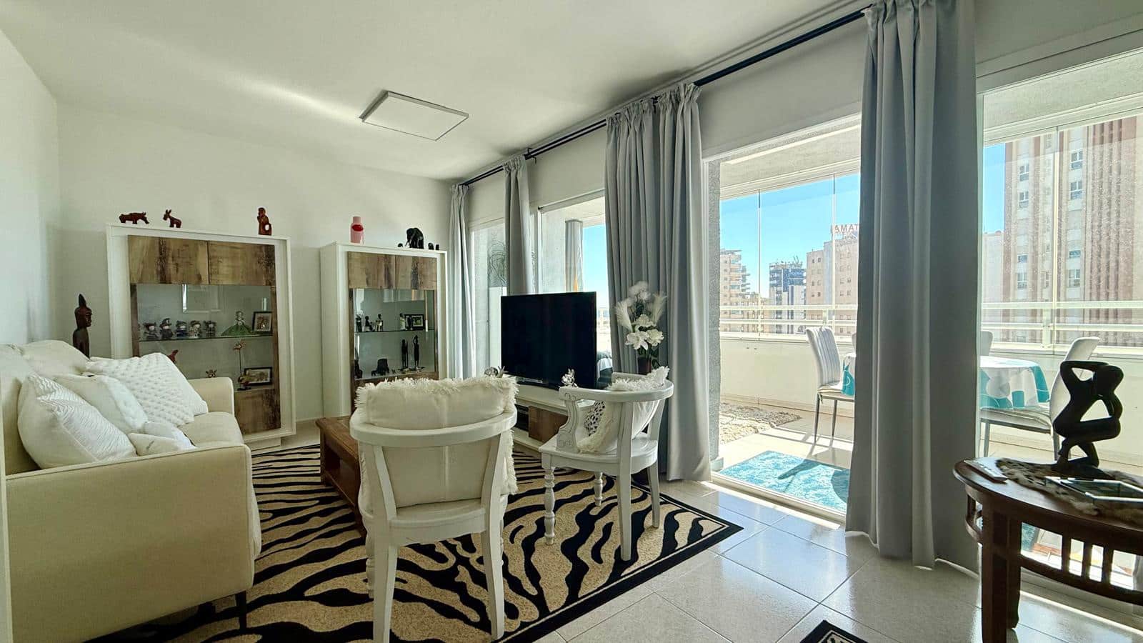 3 bedroom Apartment for sale in Calpe / Calp - € 715,000 (Ref: 9247429)