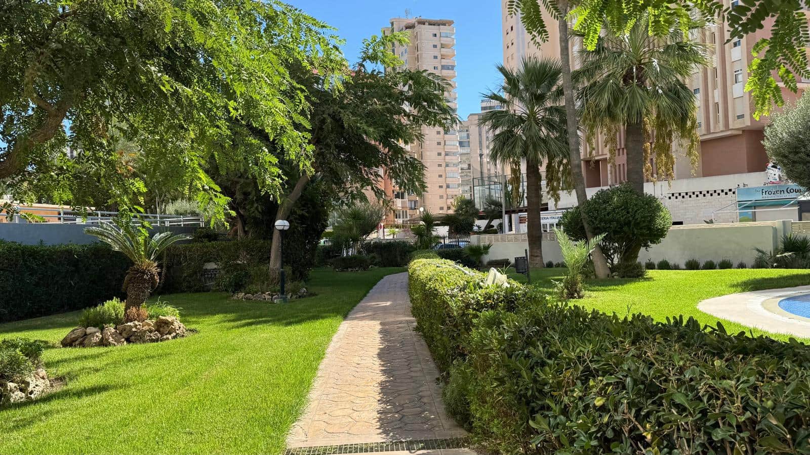 3 bedroom Apartment for sale in Calpe / Calp - € 715,000 (Ref: 9247429)