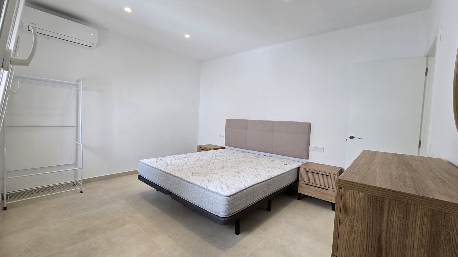 2 bedroom Apartment for sale in Calpe / Calp - € 600,000 (Ref: 9757598)