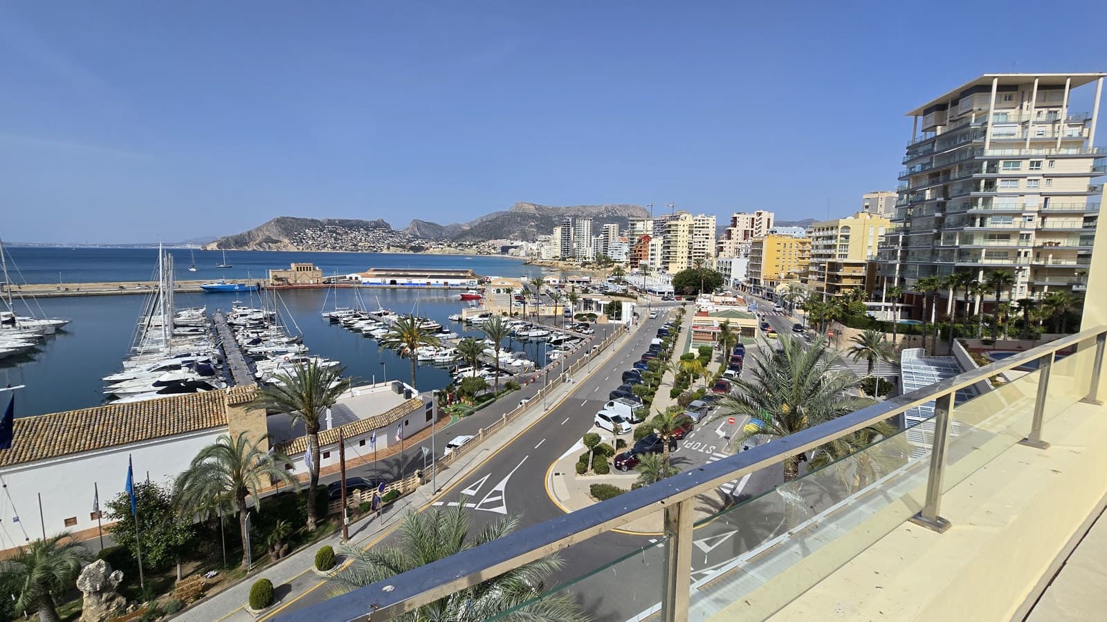 2 bedroom Apartment for sale in Calpe / Calp - € 600,000 (Ref: 9757598)