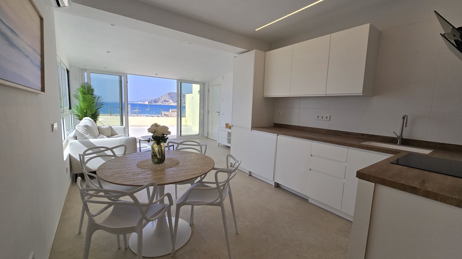 2 bedroom Apartment for sale in Calpe / Calp - € 600,000 (Ref: 9757598)